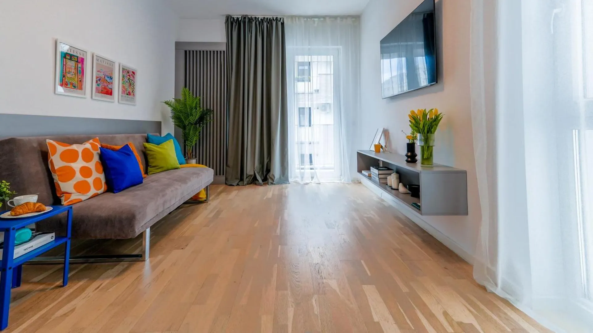 Apartament Ana - Cozy & Quiet Apt With Balcony & Garden View Bucureşti