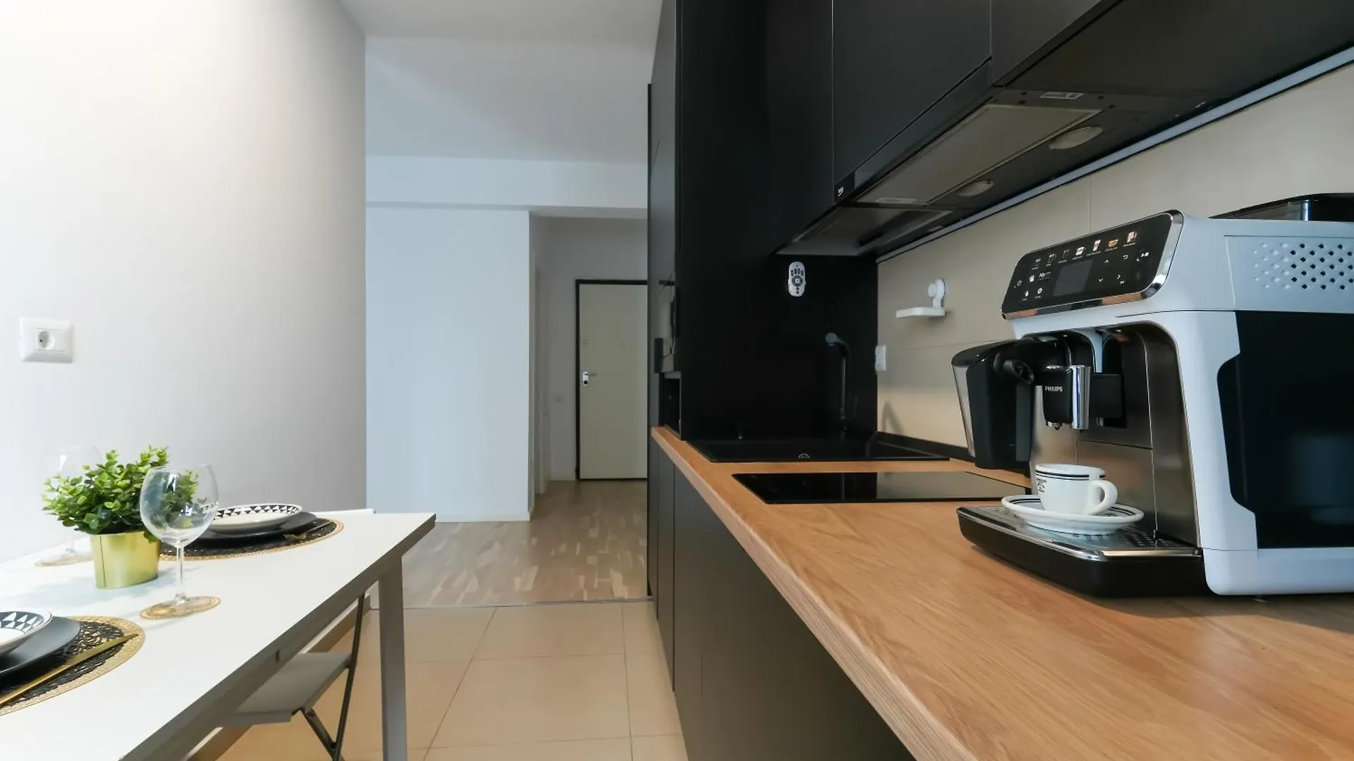 Ana - Cozy & Quiet Apt With Balcony & Garden View Bucareste Roménia